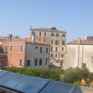Snc1018 Modern Boutique , Venice Italy